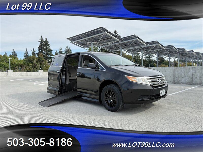Used 2011 Honda Odyssey EX image 2