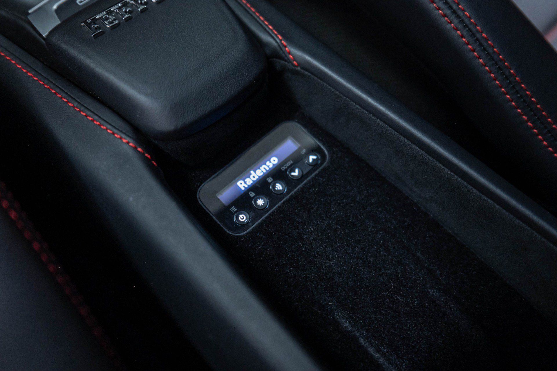 Used 2018 Ferrari 488 GTB RWD image 39