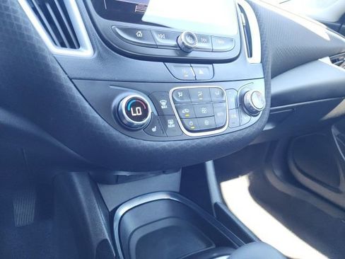 Used 2023 Chevrolet Malibu LT image 28