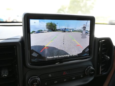 Used 2022 Ford Bronco Sport Outer Banks w/ Tech Package AWD/4WD image 25