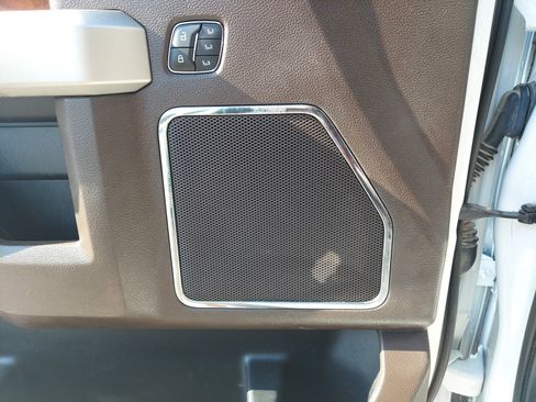 Used 2022 Ford F250 King Ranch w/ King Ranch Ultimate Package AWD/4WD image 26
