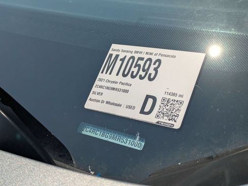 Used 2021 Chrysler Pacifica Touring-L w/ Premium & Safety Sphere Group FWD image 6