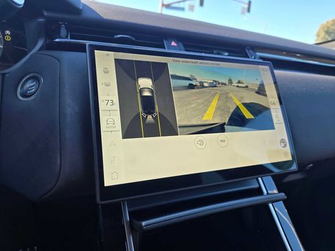 Used 2025 Land Rover Range Rover Velar Dynamic SE image 29