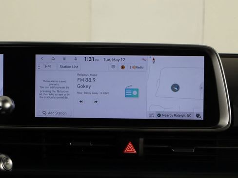 Used 2024 Hyundai Ioniq 6 SE RWD image 25