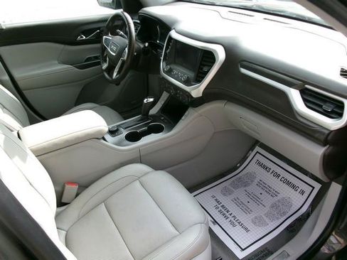 Used 2019 GMC Acadia SLT AWD/4WD image 30