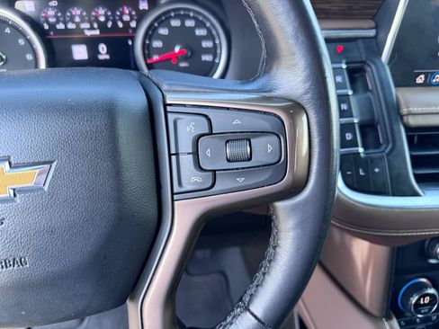 Used 2021 Chevrolet Suburban High Country AWD/4WD image 28