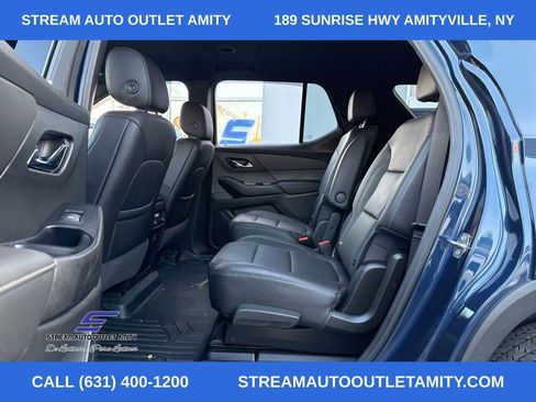 Used 2023 Chevrolet Traverse LT image 27