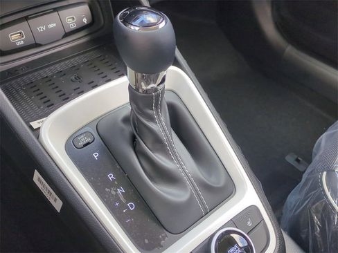 New 2026 Hyundai Venue SEL image 17