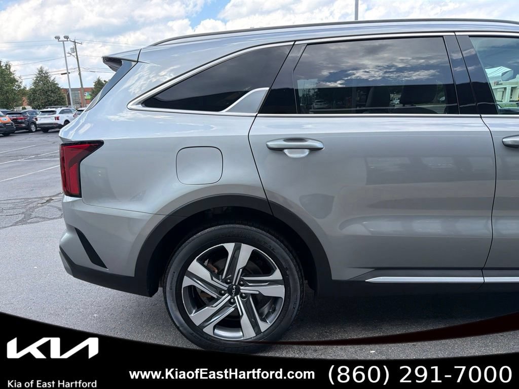 Certified 2023 Kia Sorento SX Prestige AWD/4WD image 7