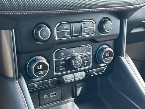 Used 2022 Chevrolet Tahoe RST w/ Sport Performance Package AWD/4WD image 42