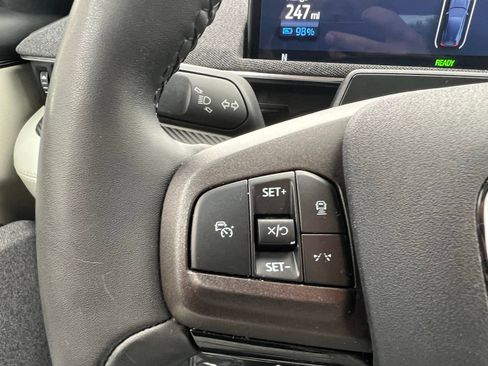 Used 2022 Ford Mustang Mach-E Premium RWD image 32