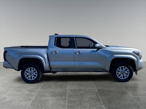 Certified 2024 Toyota Tacoma SR5 image 6