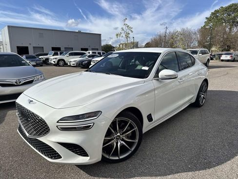 Used 2022 Genesis G70 3.3T image 3