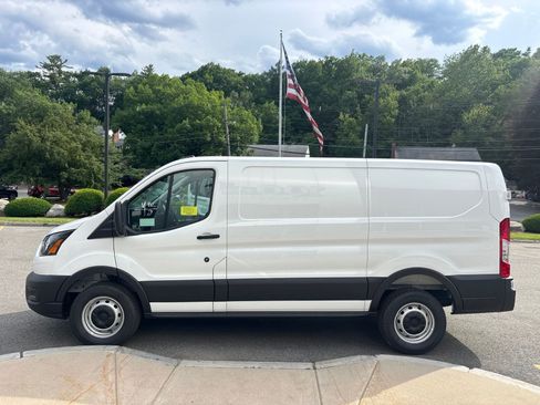 New 2026 Ford Transit 250 Low Roof RWD image 6