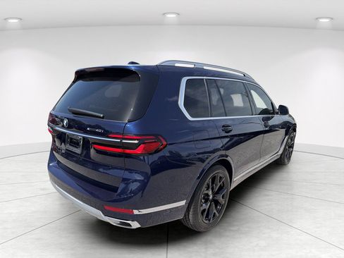 New 2027 BMW X7 xDrive40i w/ Executive Package AWD/4WD image 4