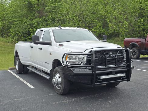 Used 2020 RAM 3500 Tradesman AWD/4WD image 1