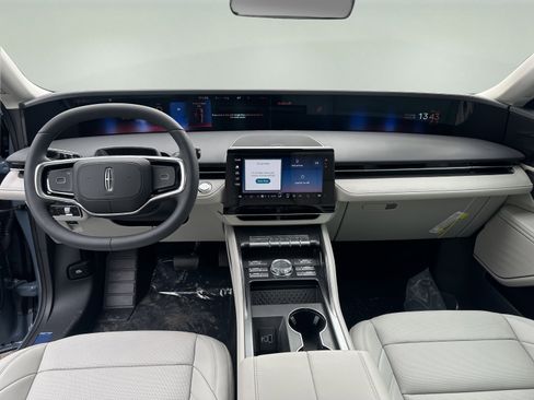 New 2026 Lincoln Nautilus Premier w/ Equipment Group 102A image 11