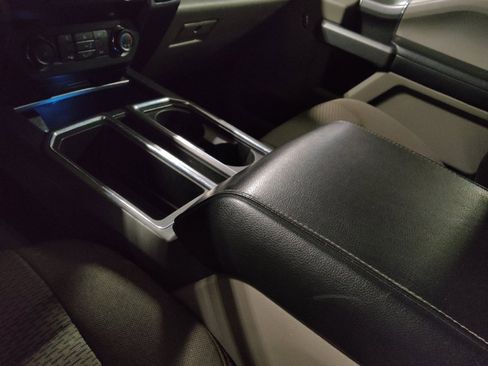 Used 2020 Ford F150 XLT w/ Equipment Group 302A Luxury image 26