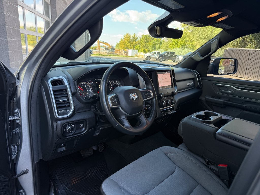 Used 2023 RAM 1500 Big Horn AWD/4WD image 23