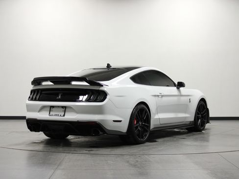 Used 2021 Ford Mustang Shelby GT500 w/ Technology Package image 4