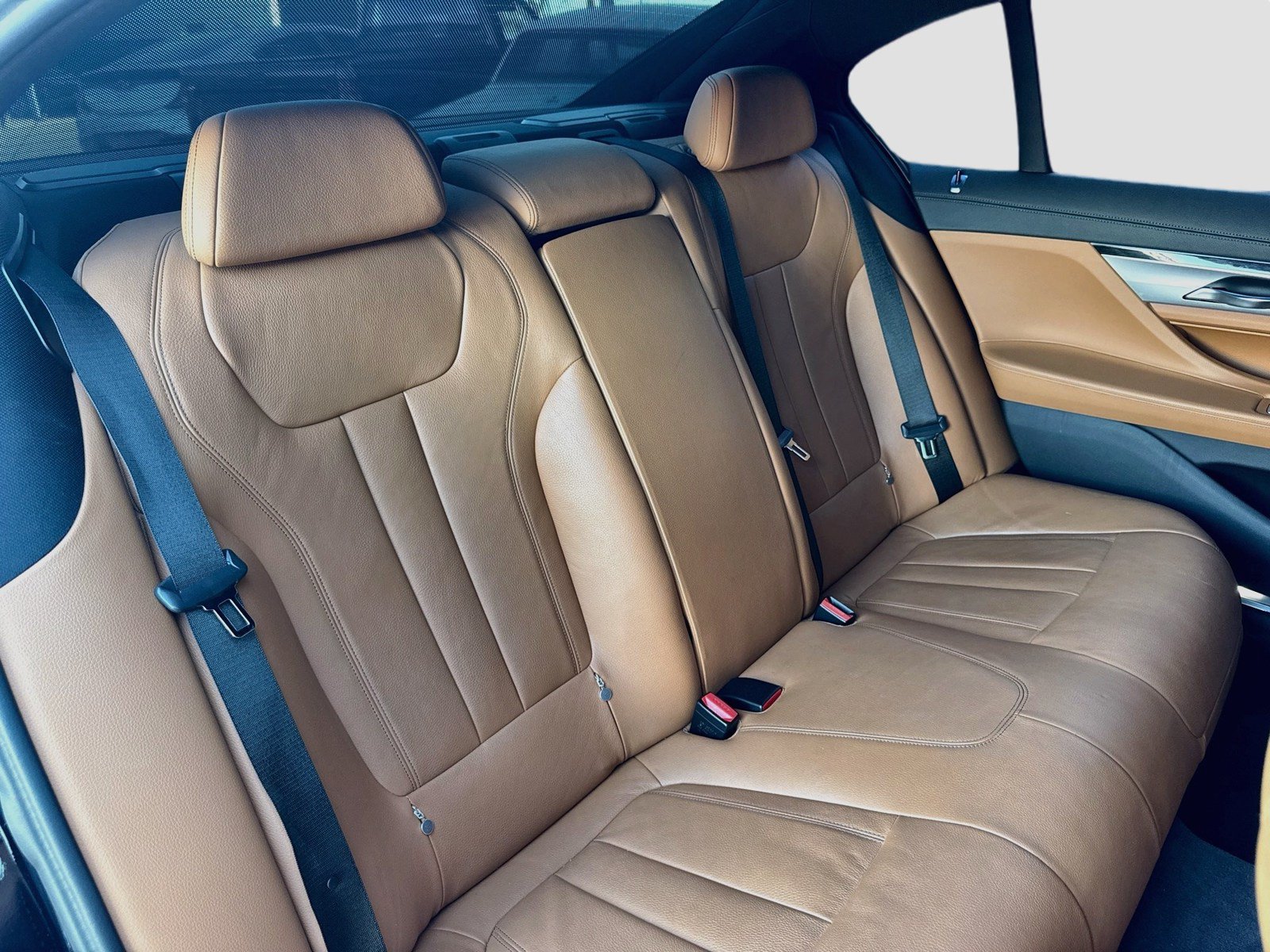 Used 2018 BMW 740i RWD image 20