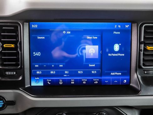 Used 2021 Ford Bronco Badlands image 13