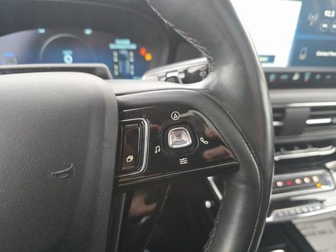 Used 2023 Lincoln Corsair Reserve w/ Equipment Group 202A image 18