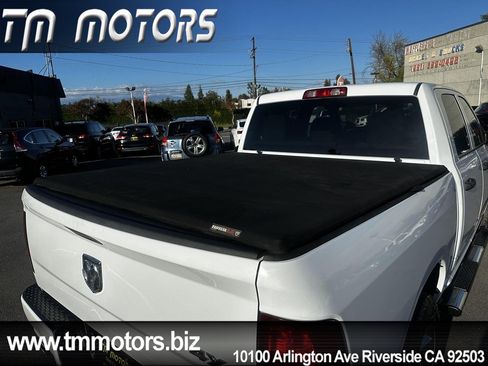 Used 2017 RAM 1500 Express w/ Express Value Package AWD/4WD image 21