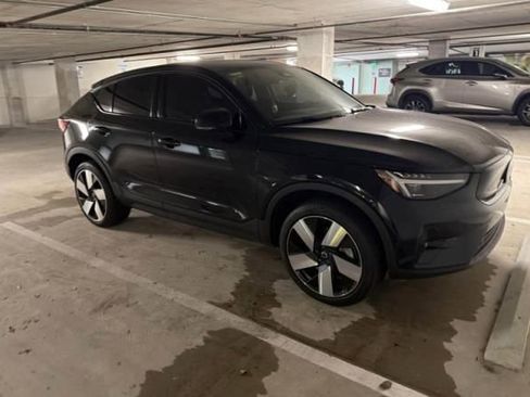 Used 2023 Volvo C40 P8 Recharge Ultimate image 2