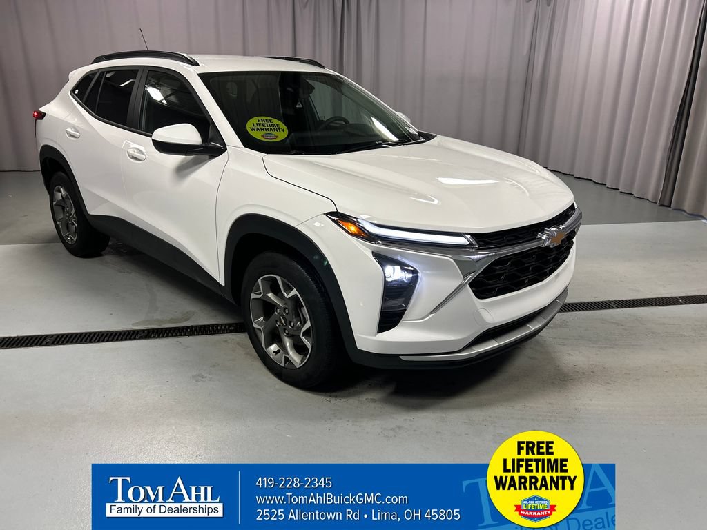 Used 2025 Chevrolet Trax LT FWD 360° Tour