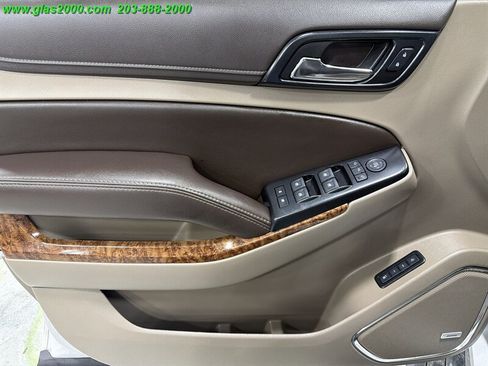 Used 2018 Chevrolet Suburban Premier AWD/4WD image 27