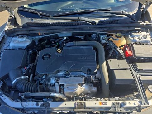 Used 2020 Chevrolet Malibu LT image 29