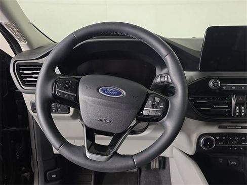 Certified 2023 Ford Escape Active image 10