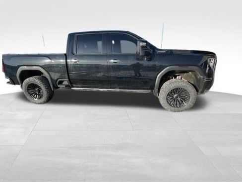 Used 2024 GMC Sierra 2500 Denali Ultimate w/ Snow Plow Prep/Camper Package image 2