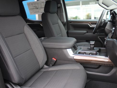 New 2026 Chevrolet Silverado 1500 RST w/ Convenience Package II AWD/4WD image 15