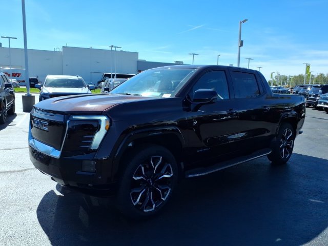 Used 2025 GMC Sierra EV Denali AWD/4WD image 11