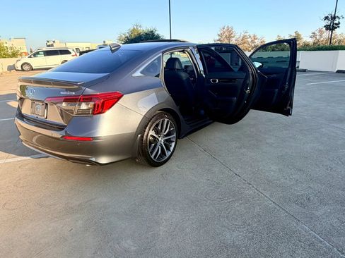 Used 2023 Honda Civic Touring image 59
