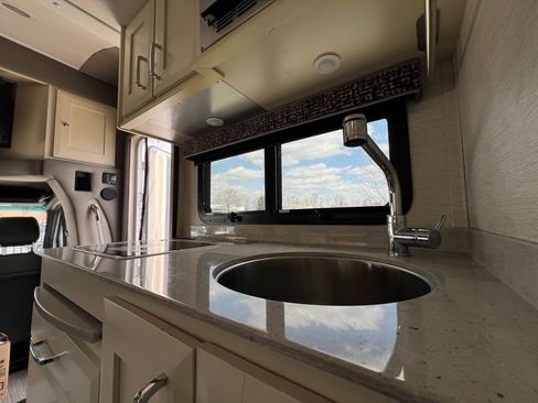 Used 2020 Mercedes-Benz Sprinter 3500 image 30