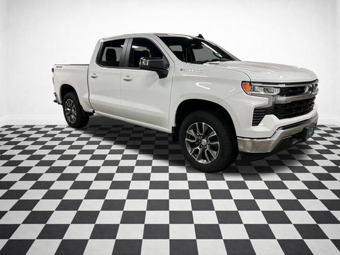 Certified 2025 Chevrolet Silverado 1500 LT AWD/4WD image 1