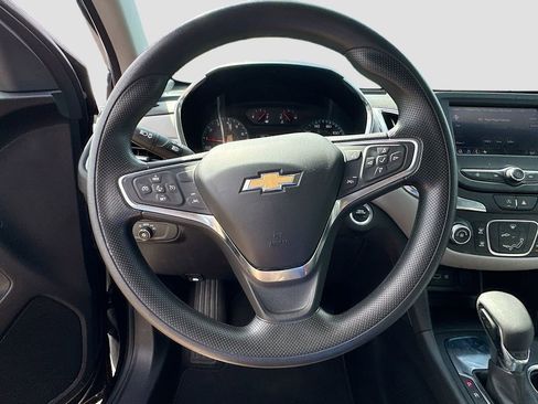 Used 2024 Chevrolet Equinox LS image 11