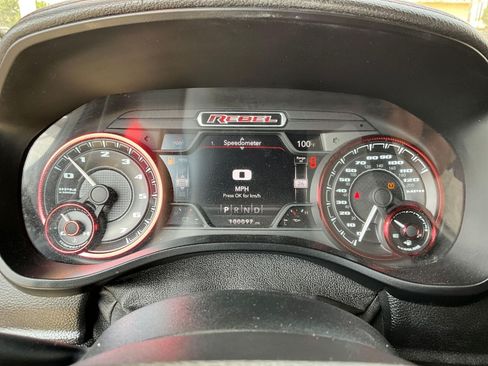 Used 2019 RAM 1500 Rebel AWD/4WD image 12