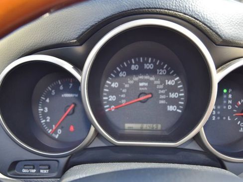 Used 2004 Lexus SC 430 Convertible image 28