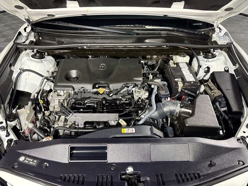 Used 2022 Toyota Camry LE image 21