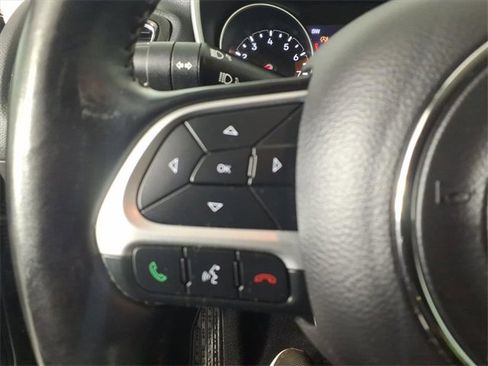 Certified 2020 Jeep Compass Limited image 26