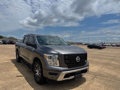 Certified 2021 Nissan Titan SV w/ SV Convenience Package