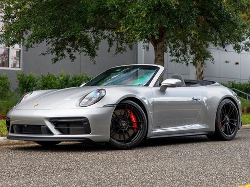 Used 2022 Porsche 911 Carrera GTS RWD image 34