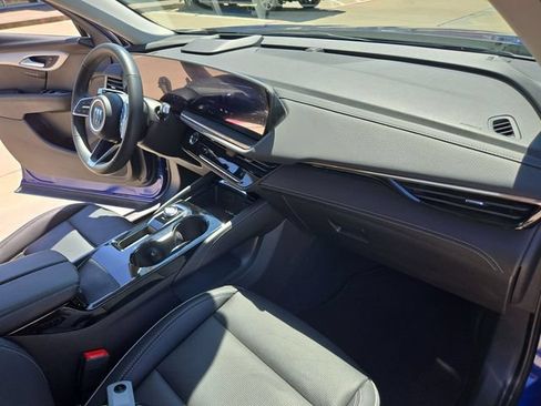 Used 2024 Buick Envision Avenir AWD/4WD image 27