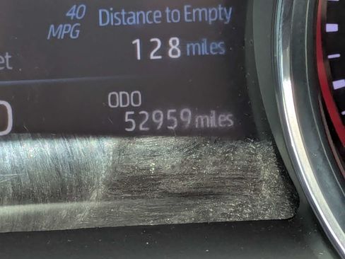 Used 2020 Toyota Camry XSE FWD image 34