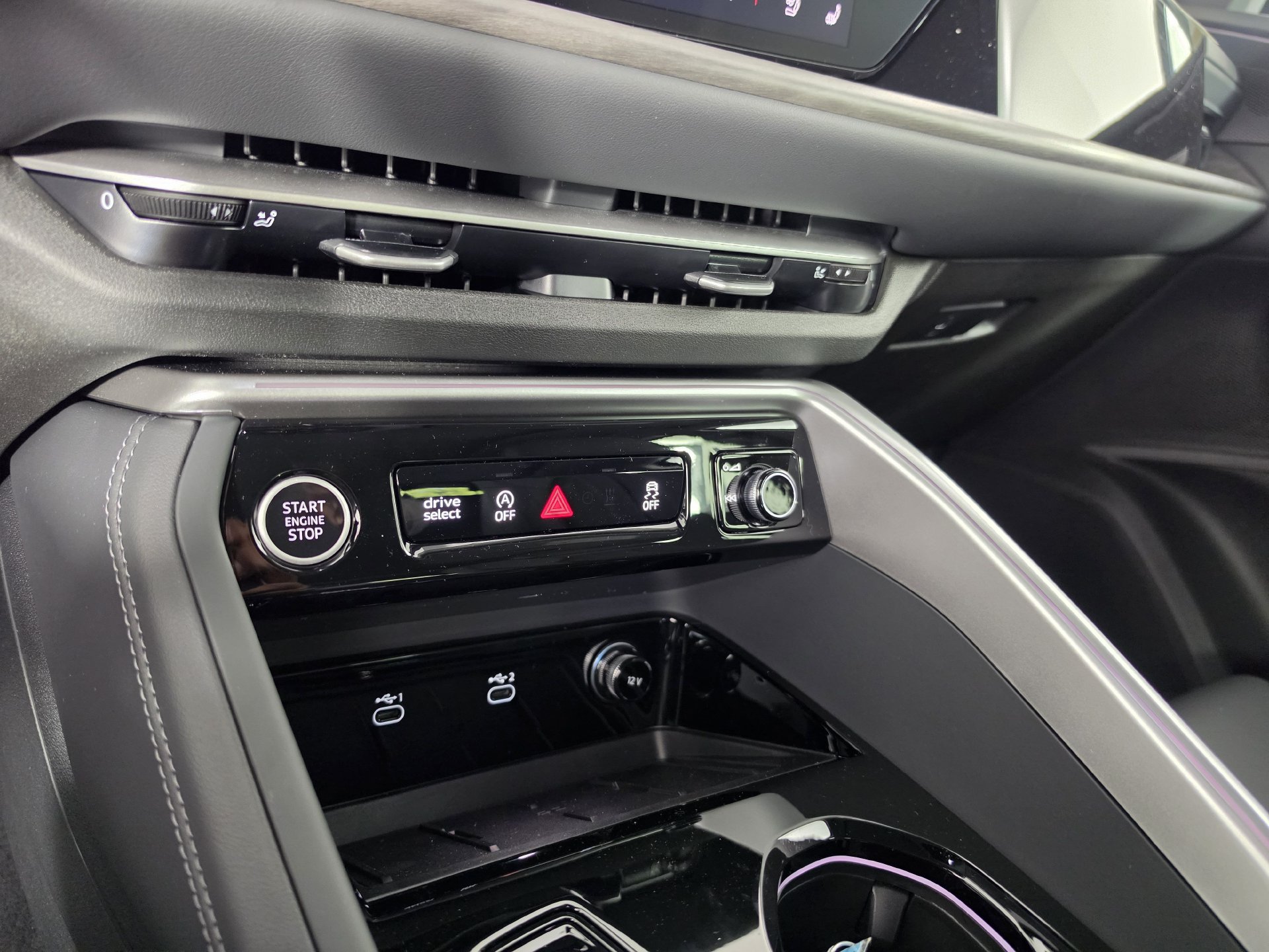 New 2026 Audi Q5 Premium AWD/4WD image 24