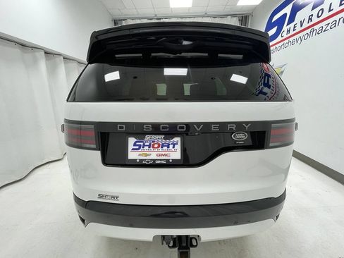 Used 2022 Land Rover Discovery HSE R-Dynamic AWD/4WD image 5